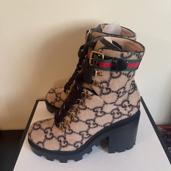 Authentic Gucci Boots - Picture 2 of 7